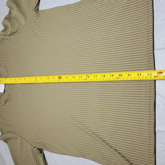 Eric Ryan Sport Shirt - Picture 9 of 11